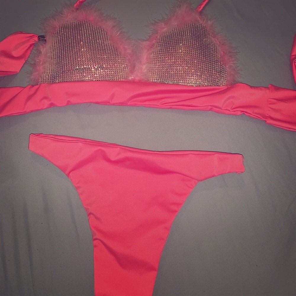 BRAND NEW BATHING SUIT 👙